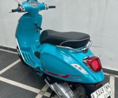 vespa sprint s 2023 blue audience