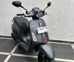 vespa sprint s 2023 grey titanio matt